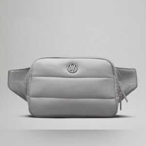 Lululemon Everywhere Belt Bag - Rhino Grey